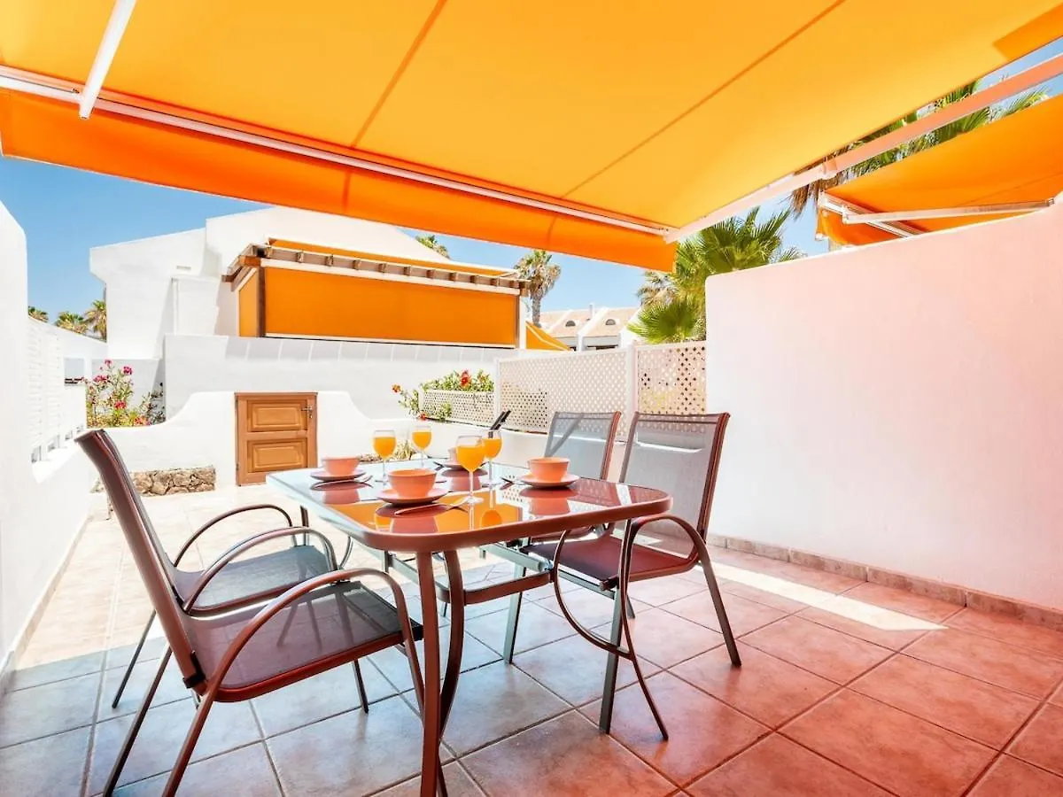 196 Parque Santiago 2, Big Terrace, Pool Side Apartment Playa de las Americas
