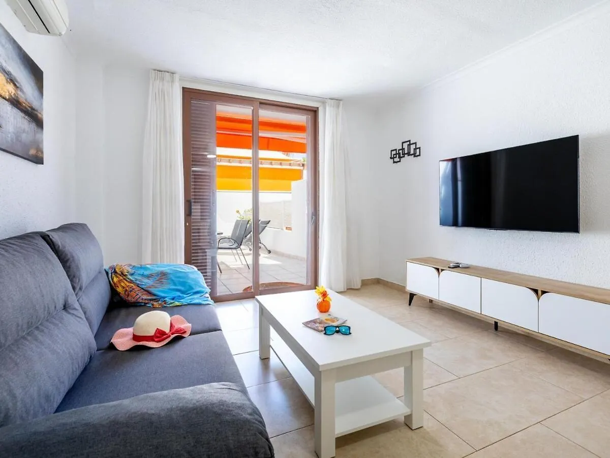 196 Parque Santiago 2, Big Terrace, Pool Side Apartment Playa de las Americas