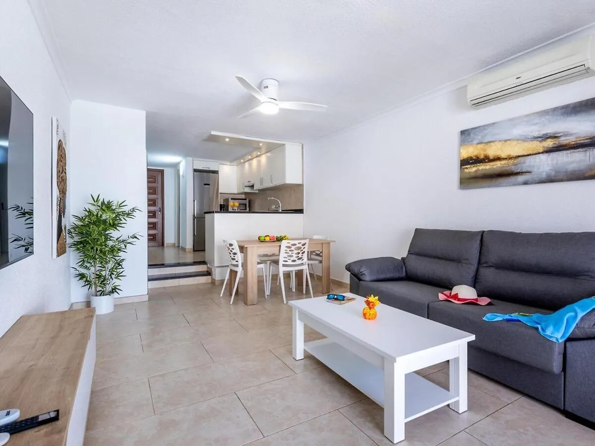 196 Parque Santiago 2, Big Terrace, Pool Side Apartment Playa de las Americas
