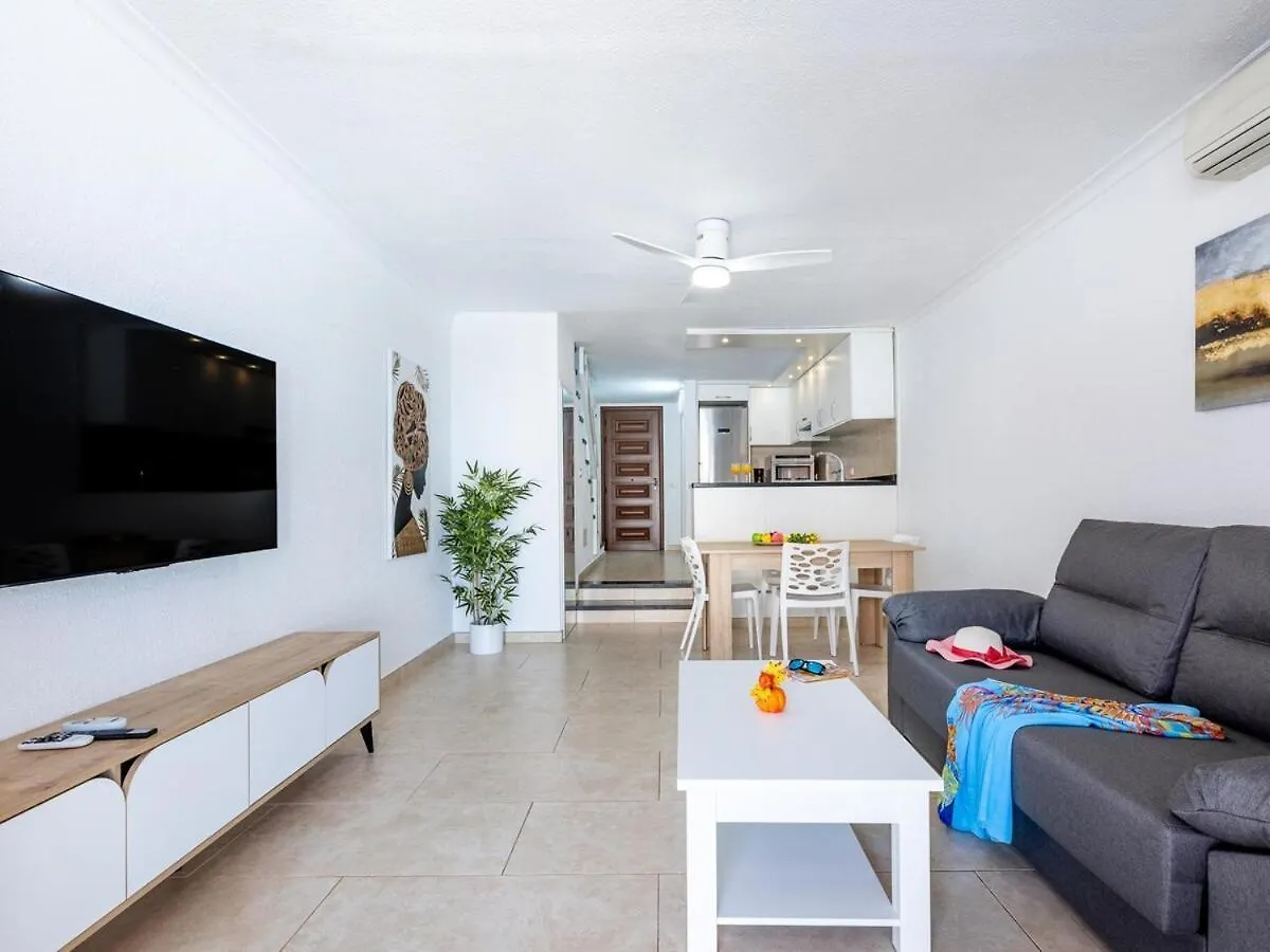 196 Parque Santiago 2, Big Terrace, Pool Side Apartment Playa de las Americas   Playa de las Americas (Tenerife)